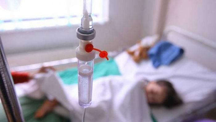 5 дівчат отруїлось в туалеті школи у Чернігові 5 дівчат отруїлось в туалеті школи у Чернігові