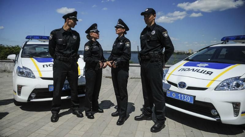 "Хочемо змінити систему": нова поліція скоро з'явиться і в Кіровограді "Хочемо змінити систему": нова поліція скоро з'явиться і в Кіровограді