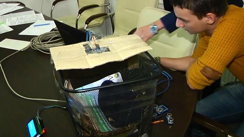 Українці створили "інтелектуальний" смітник Українці створили "інтелектуальний" смітник