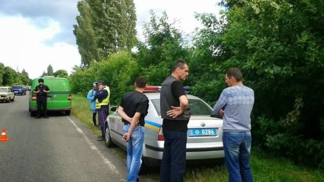 Криваве пограбування на Чернігівщині: є жертви серед інкасаторів Криваве пограбування на Чернігівщині: є жертви серед інкасаторів