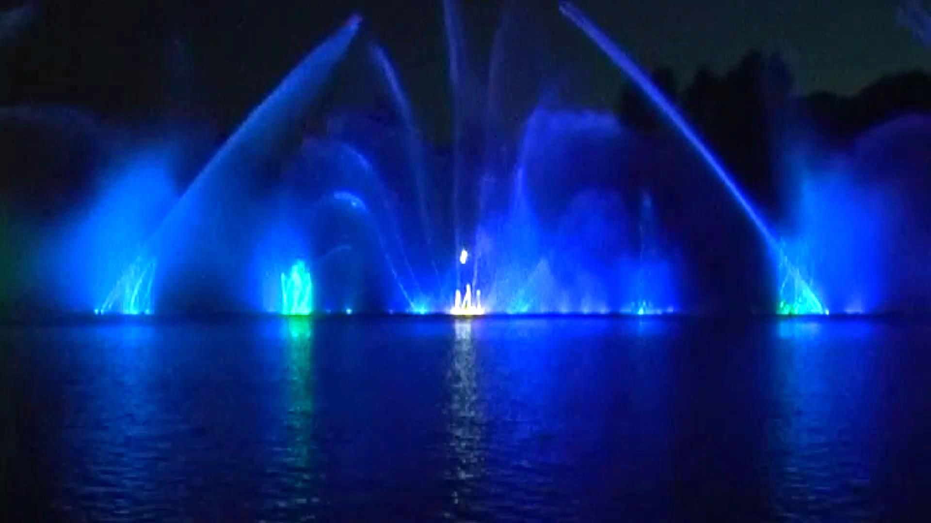 Знаменитый винницкий памятник закрыли на зиму Знаменитый винницкий памятник закрыли на зиму