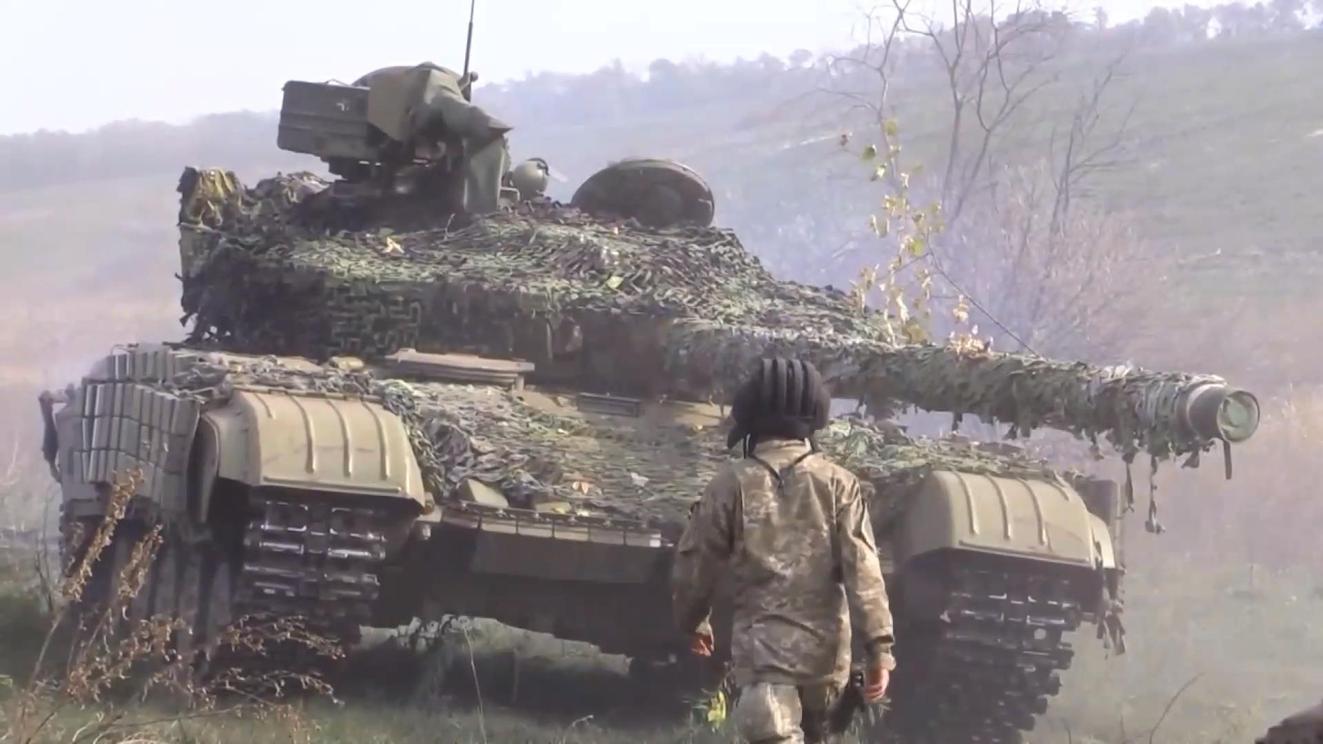 Сьогодні офіційно оголосять про відвід танків у зоні АТО Сьогодні офіційно оголосять про відвід танків у зоні АТО