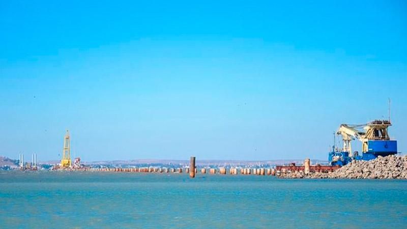 Появились фото строительства моста из России в Крыму Появились фото строительства моста из России в Крыму