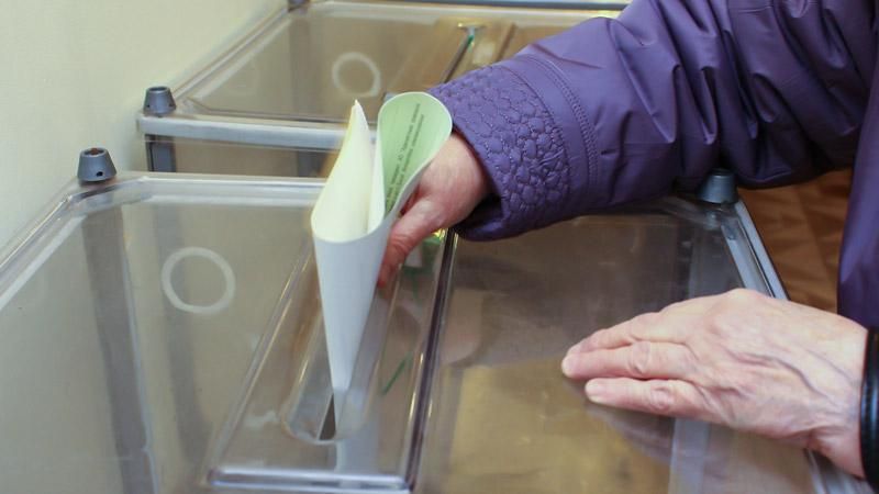 Прямо на избирательном участке умерла женщина Прямо на избирательном участке умерла женщина