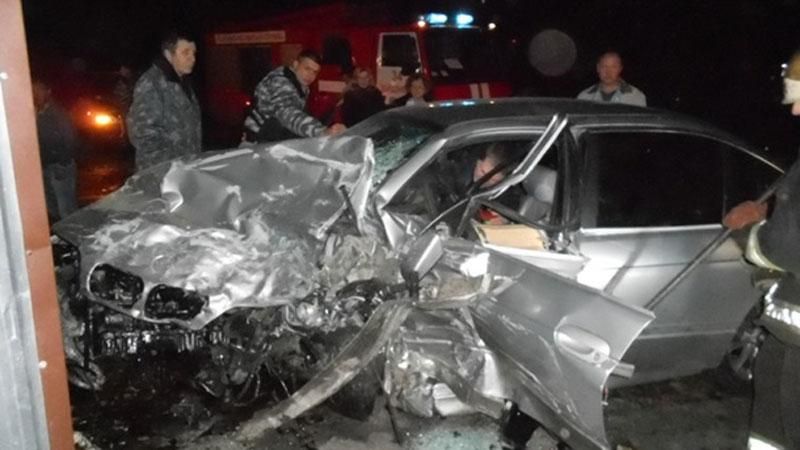 Смертельна ДТП під Києвом: водіїв затиснуло власними машинами (18+)