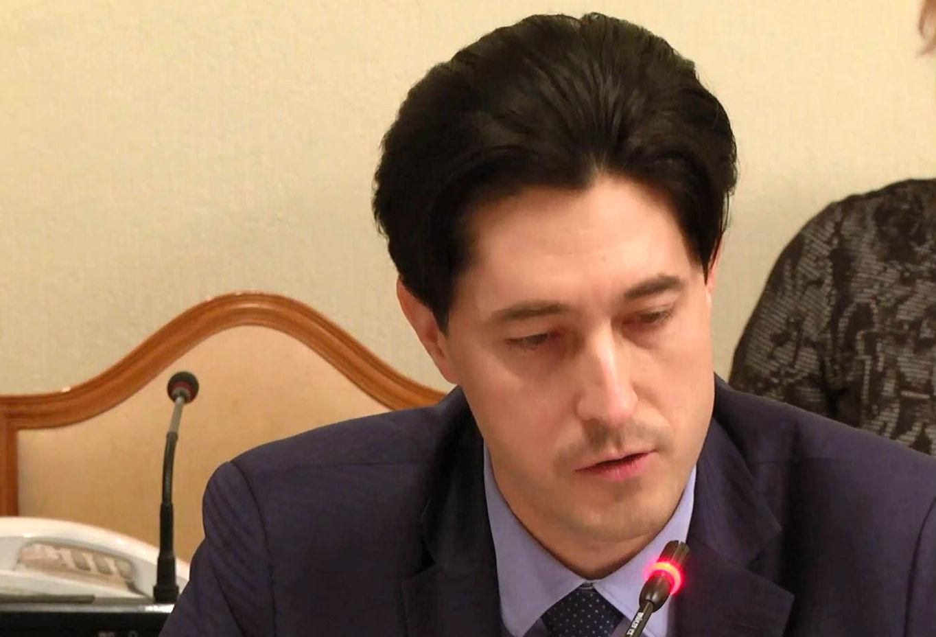 Слідчим, які ведуть справу "діамантових" прокурорів погрожують Слідчим, які ведуть справу "діамантових" прокурорів погрожують