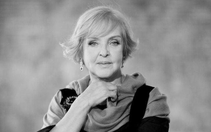 Ада Роговцева рассказала, как Янукович пытался с ней выпить Ада Роговцева рассказала, как Янукович пытался с ней выпить