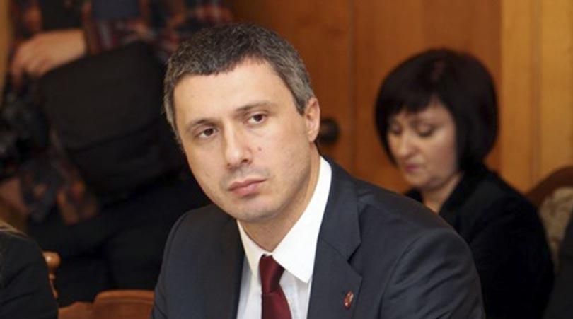 До окупованого Криму незаконно приїхали сербські політики До окупованого Криму незаконно приїхали сербські політики