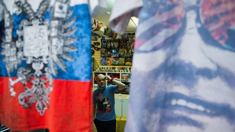 Путіномода в Росії: чергова порція маразматичних футболок