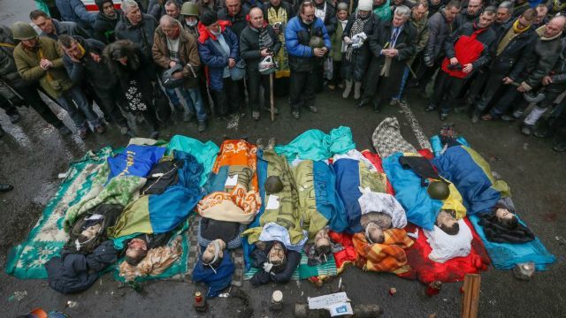 Порошенко хочет судебных решений в расследовании преступлений на Майдане