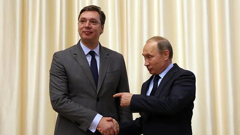 Фото дня: кроха Путин в стране "великанов" Фото дня: кроха Путин в стране "великанов"