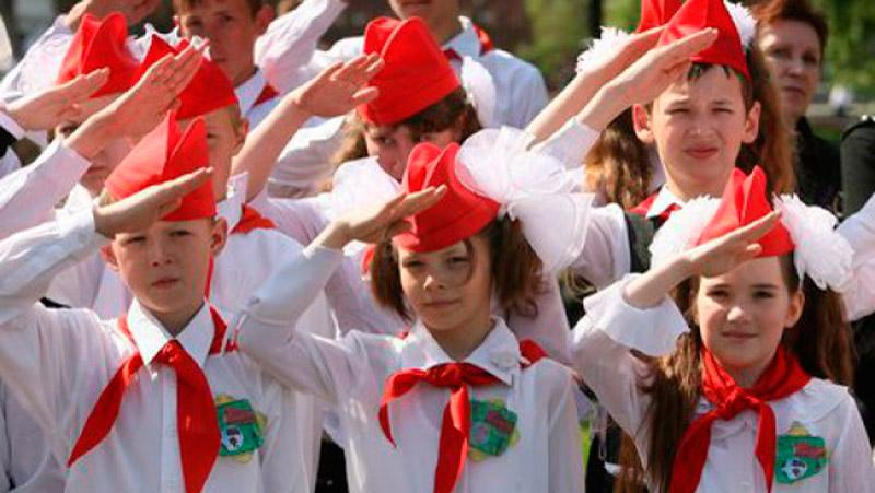 Пионеры Путина взорвали соцсети