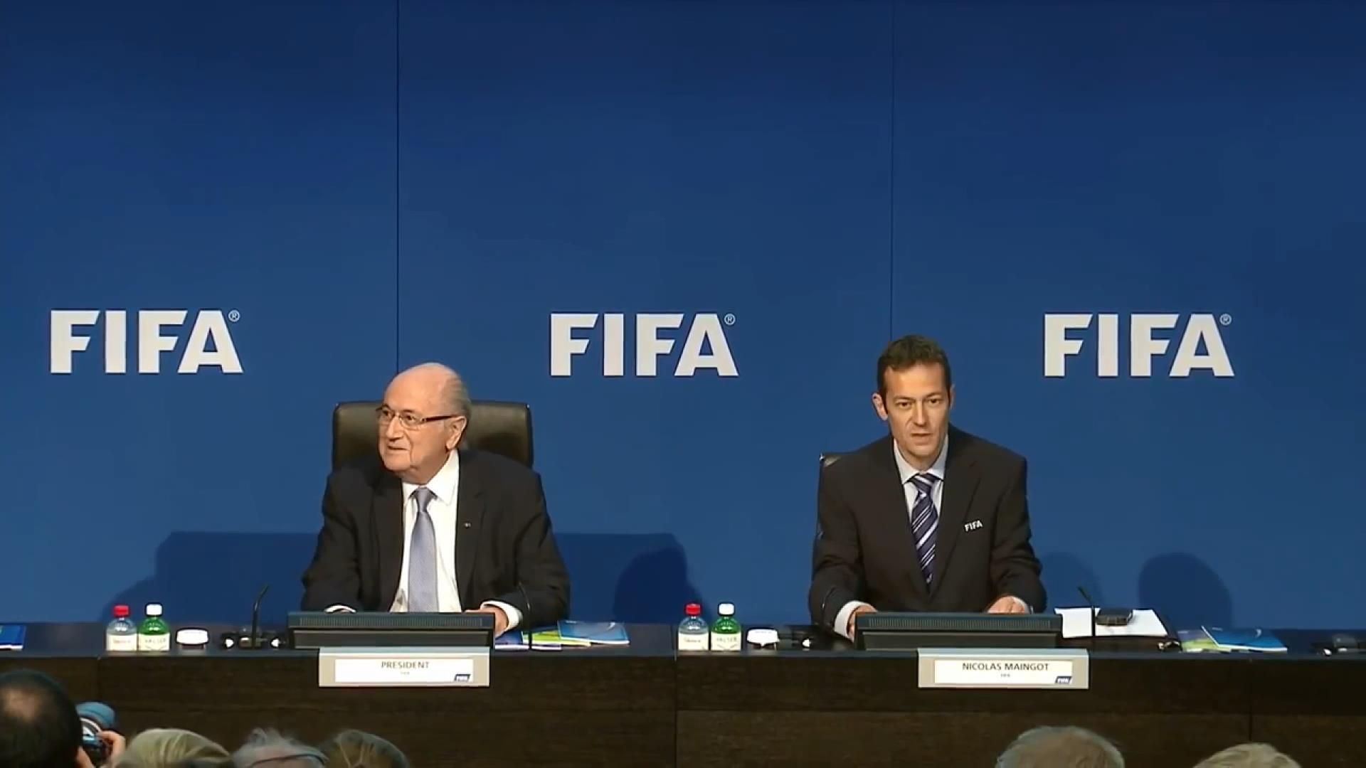 Блаттер признал предварительную договоренность с Россией о ЧМ-2018 Блаттер признал предварительную договоренность с Россией о ЧМ-2018