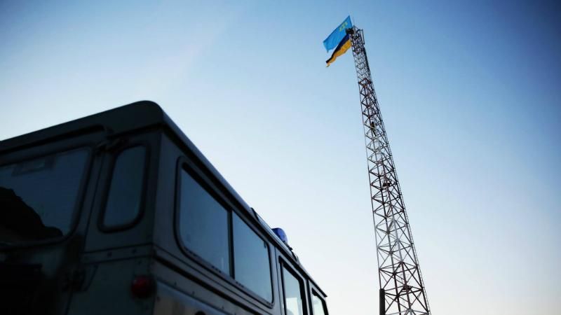 Фотофакт: на самой высокой точке Чонгара установили украинский флаг