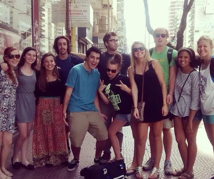 В Аргентине отменили вступительные экзамены в вузы В Аргентине отменили вступительные экзамены в вузы