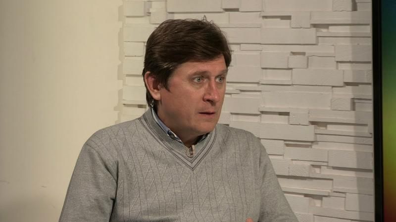 Політолог пояснив, навіщо влада затримала Корбана Політолог пояснив, навіщо влада затримала Корбана