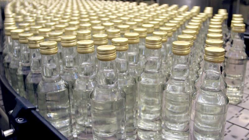 Дешевый алкоголь унес жизни почти двух десятков человек Дешевый алкоголь унес жизни почти двух десятков человек