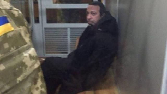 Корбана відправили до лікарні, судове засідання перенесли на ранок Корбана відправили до лікарні, судове засідання перенесли на ранок