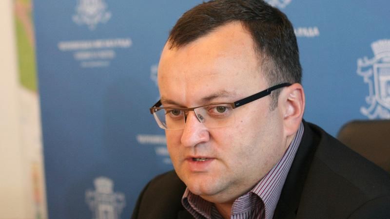 У Чернівцях нарешті порахували бюлетені, однак переможця не назвали У Чернівцях нарешті порахували бюлетені, однак переможця не назвали