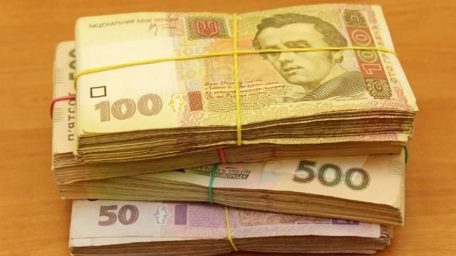 Гривна не сдает своих позиций Гривна не сдает своих позиций