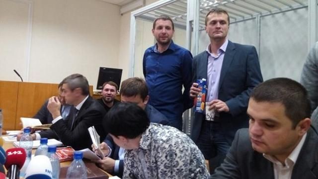На заседание по делу Корбана пришли Парасюк и Лозовой На заседание по делу Корбана пришли Парасюк и Лозовой