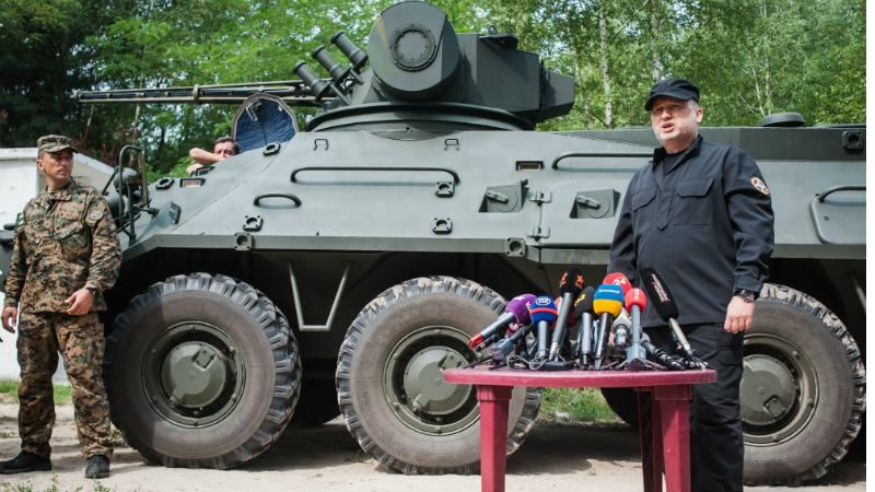 Турчинов назвал, при каком условии ВСУ прекратят отвод оружия Турчинов назвал, при каком условии ВСУ прекратят отвод оружия