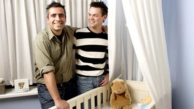 В Колумбии геям разрешили усыновлять детей В Колумбии геям разрешили усыновлять детей