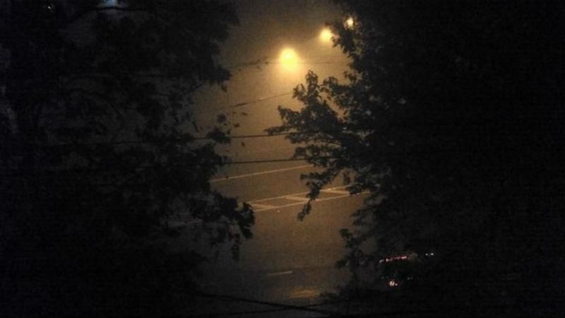 Небезпечний, але красивий. Мережу підкорюють чарівні фото одеського туману Небезпечний, але красивий. Мережу підкорюють чарівні фото одеського туману