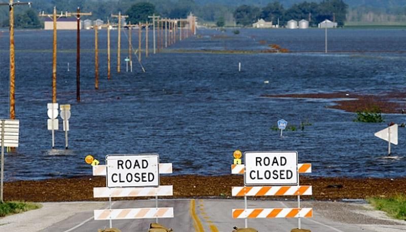 В Бразилии прорвало плотину: десятки погибших и пропавших без вести В Бразилии прорвало плотину: десятки погибших и пропавших без вести