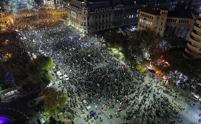 В Румынии массовые антиправительственные протесты