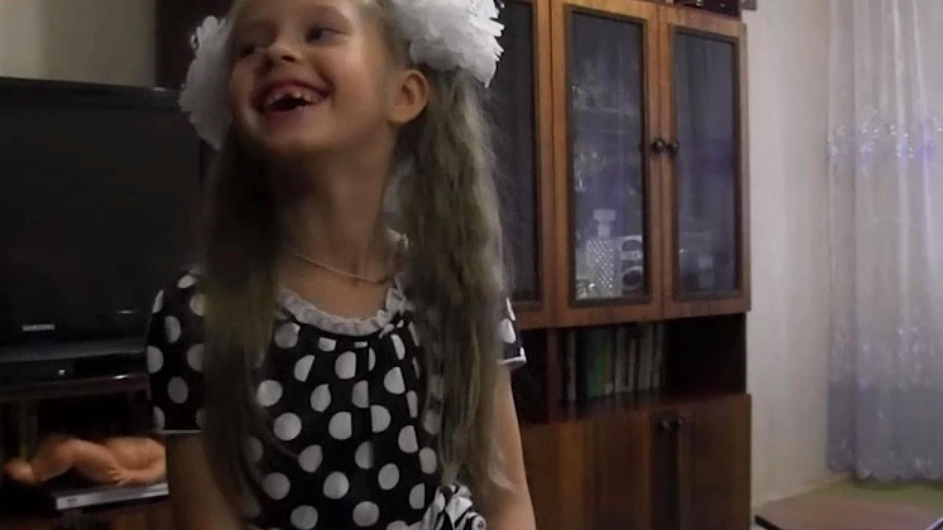 Скандал у Росії: дівчинці з ДЦП не дали виступити з "нормальними дітьми" Скандал у Росії: дівчинці з ДЦП не дали виступити з "нормальними дітьми"