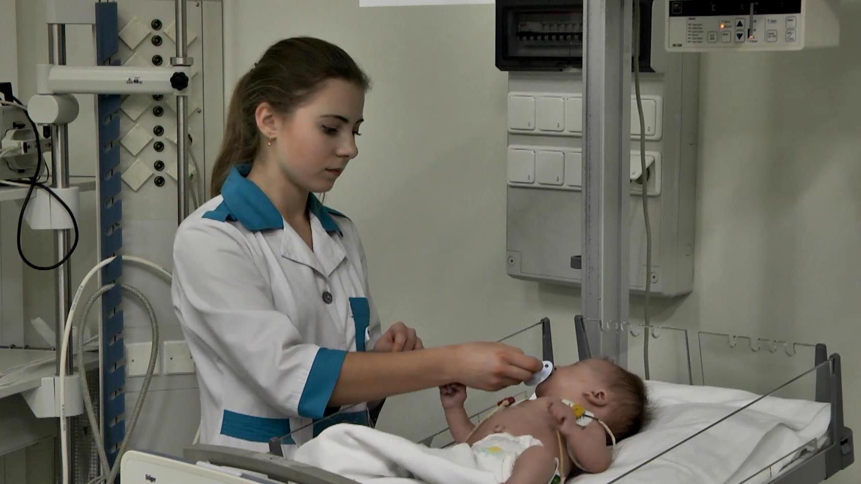 Пьяная семейка едва не заморозила своего ребенка Пьяная семейка едва не заморозила своего ребенка