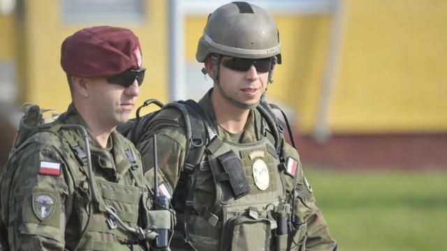 Польща готується приймати українських військових