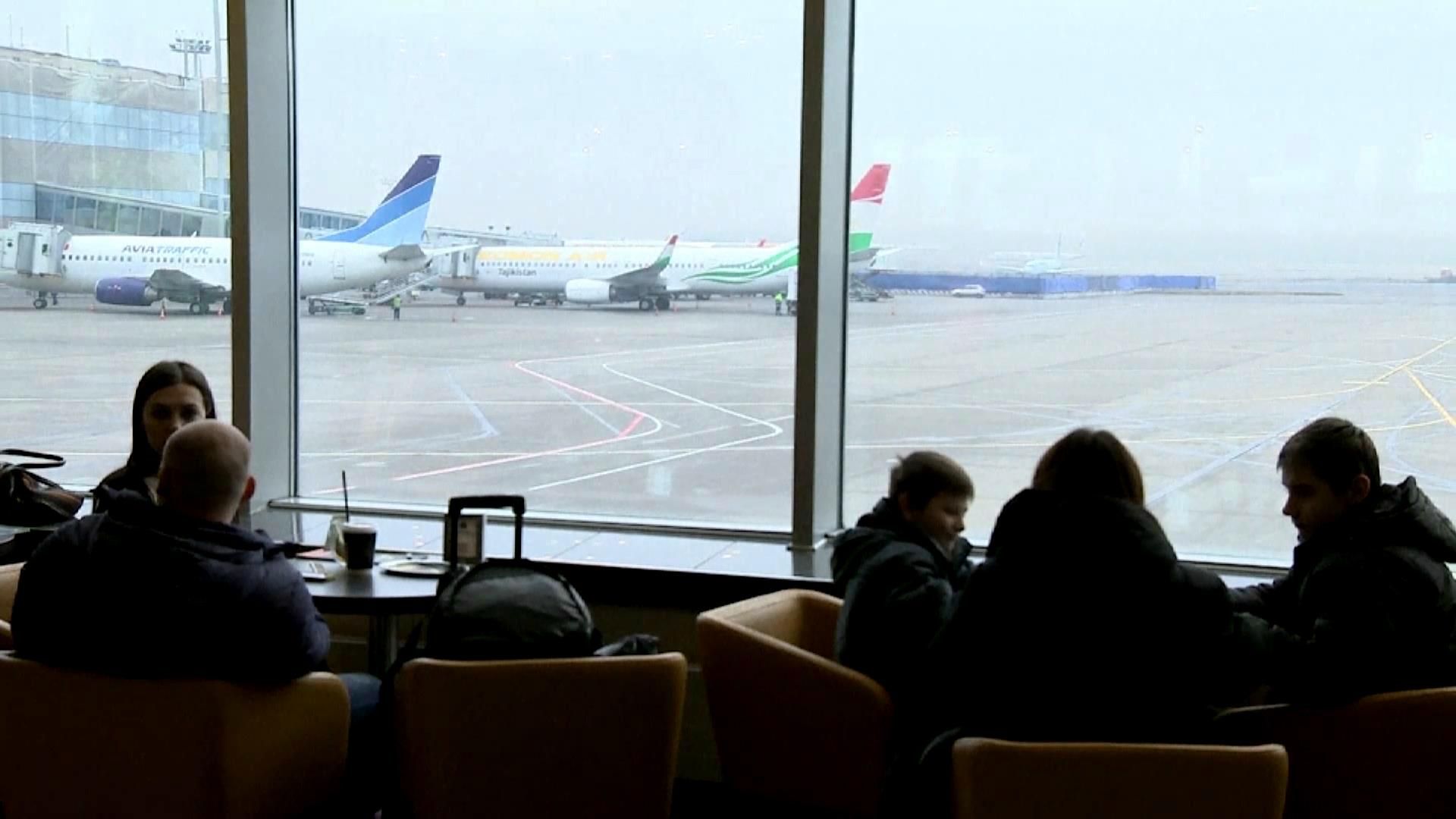 Британские туристы начали освобождение из "египетской ловушки" Британские туристы начали освобождение из "египетской ловушки"