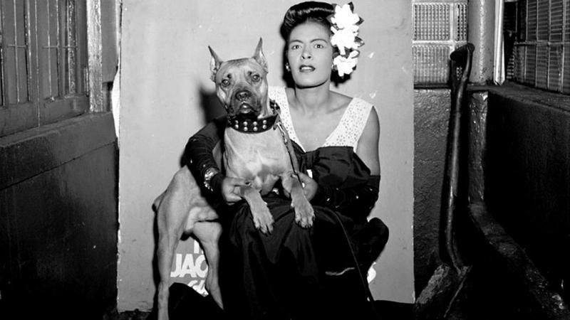 Неизвестные друзья известных звезд: редкие фото знаменитостей Неизвестные друзья известных звезд: редкие фото знаменитостей