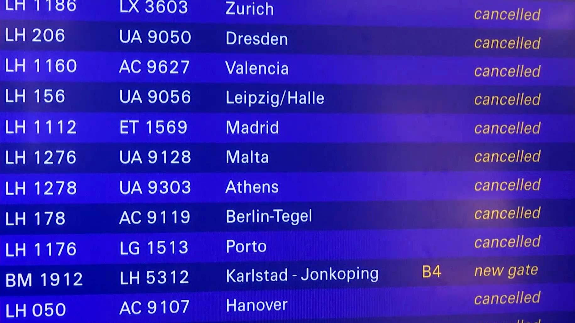 Lufthansa массово отменяет рейсы
