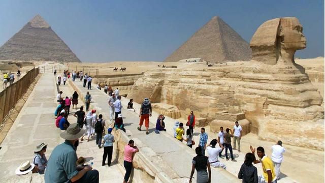 МЗС закликає українців не летіти в Єгипет МЗС закликає українців не летіти в Єгипет