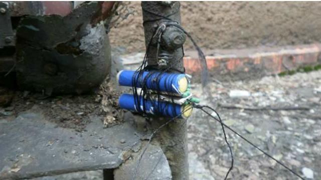 Терористи підірвали електропідстанцію у Гранітному. Селище у темряві Терористи підірвали електропідстанцію у Гранітному. Селище у темряві