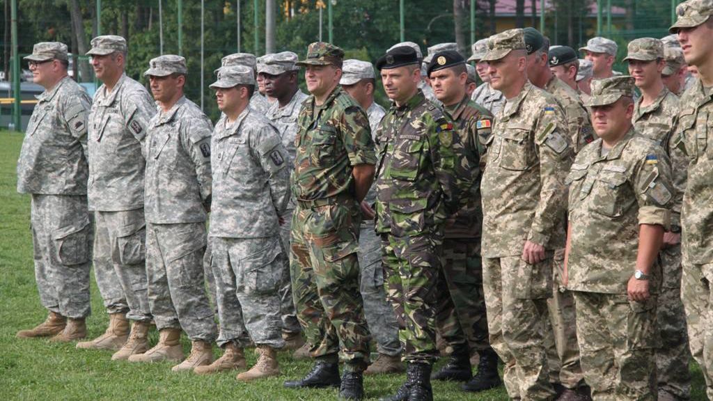 ТОП-новости: Раду просят впустить солдат НАТО, Лукаш наконец вышла из СИЗО