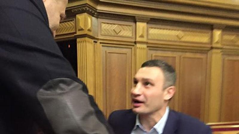 Кличко і Береза провели неформальні "дебати"