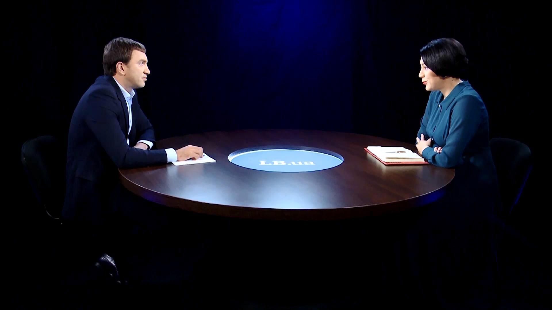 Партнеры по коалиции ставят палки в колеса Правительства, — соратник Яценюка Партнеры по коалиции ставят палки в колеса Правительства, — соратник Яценюка