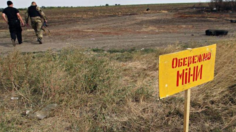 Силы АТО открыли огонь на поражение из-за новых обстрелов боевиков Силы АТО открыли огонь на поражение из-за новых обстрелов боевиков