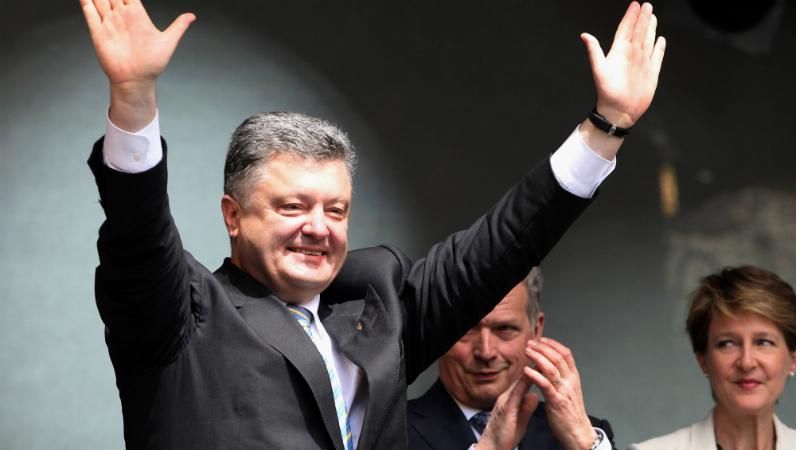 Порошенко збирає на розмову новоспечених мерів
Порошенко збирає на розмову новоспечених мерів