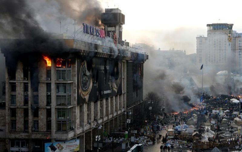 У символі Майдану тепер розважаються: Будинок профспілок перетворився на ресторан 