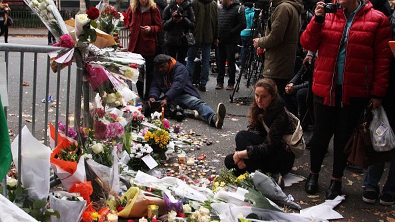 Жертвами терактов в Париже стали граждане 12-ти стран