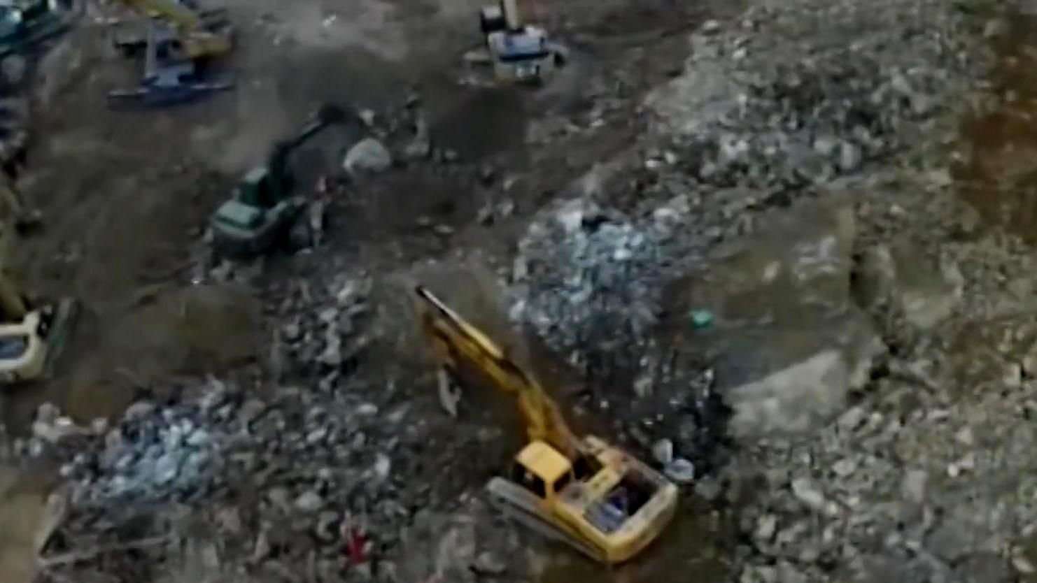 В Китае заживо похоронены 16 человек В Китае заживо похоронены 16 человек