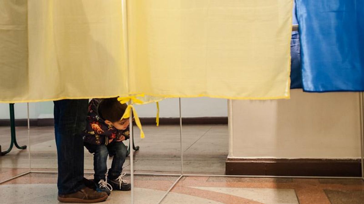 Первые данные о явке по Украине: рекордно низкие цифры Первые данные о явке по Украине: рекордно низкие цифры