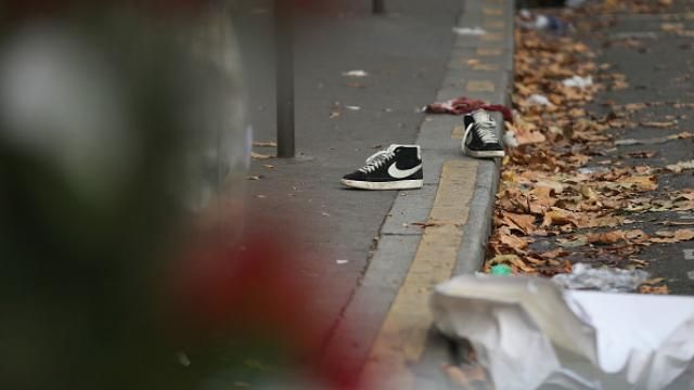 З’явилось більше інформації про смертників, що підірвали себе в Парижі