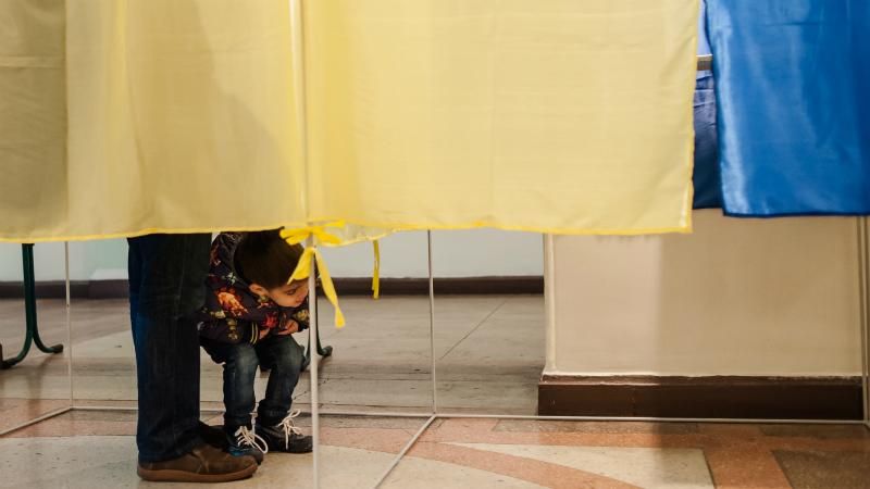 Оновлена явка у Києві: проголосувало чверть виборців 