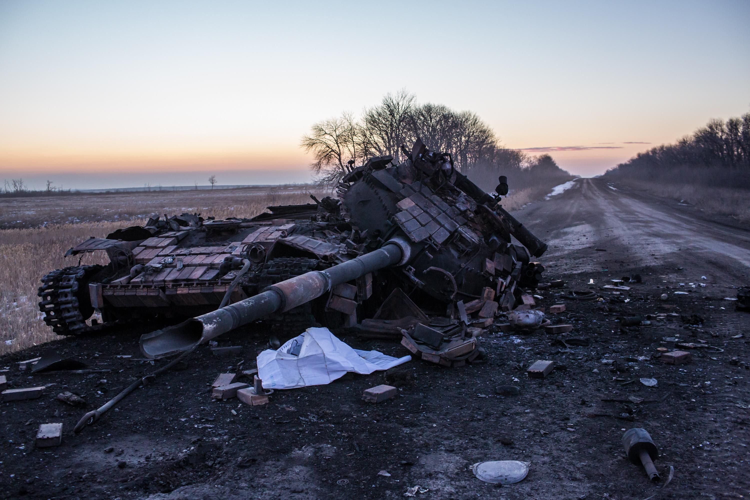Пьяный боец расстрелял собратьев: много жертв, — журналист Пьяный боец расстрелял собратьев: много жертв, — журналист